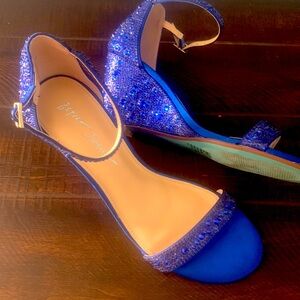BLUE BY BETSEY JOHNSON STYLE DEBIE SZ 8.5